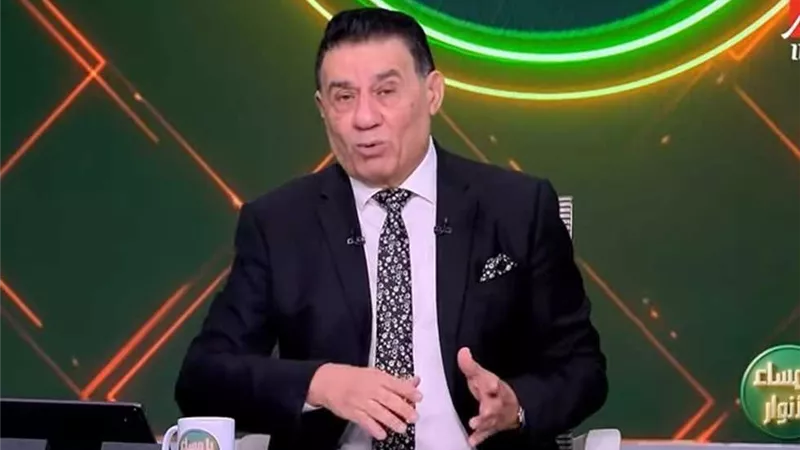 مدحت شلبي: غضب في الأهلي بسبب موقف أحمد عبد القادر من الإعارة