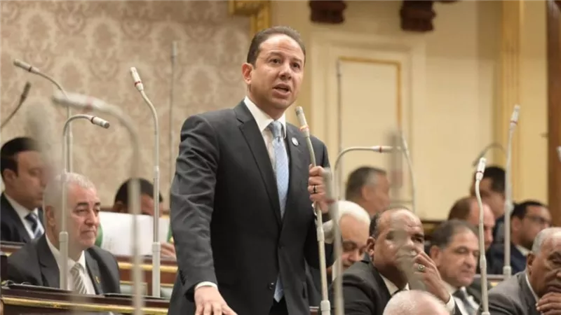 النائب حسن عمار: التصعيد العسكري الراهن يضاعف أعباء الدين ويهدد الاستثمارات