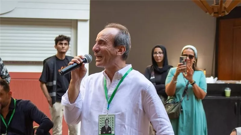 الفن في خدمة الإنسان.. عمرو سليم ينشر لقطات من فعالية مجتمعية ملهمة