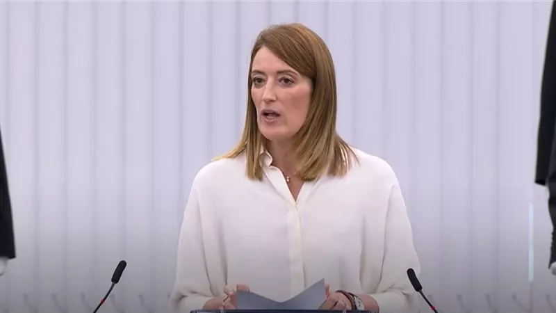 تحقيق الاستقرار.. رئيسة البرلمان الأوروبي تشيد بالرئيس السيسي