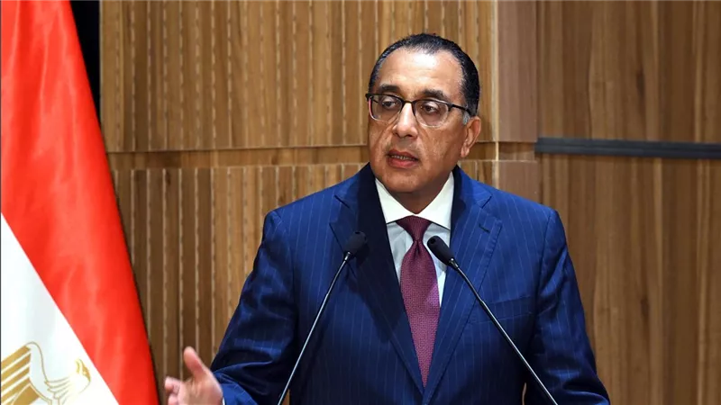 رئيس الوزراء: التعامل مع تداعيات التصعيد الإقليمي عبر لجنة أزمات لحظة بلحظة