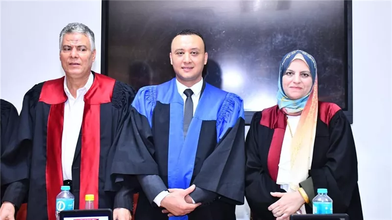 أثر التحول الرقمي على الأداء الاتصالي الحكومي.. رسالة ماجستير  بحامعة المنصورة