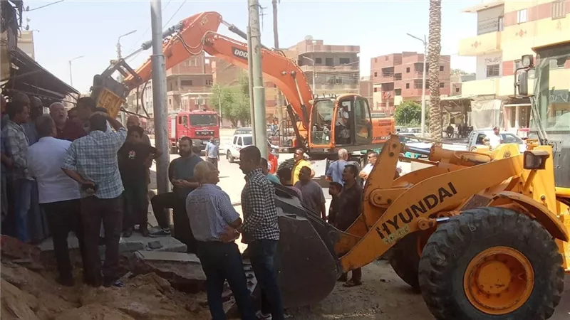 محافظة الإسماعيلية تواصل حملات إزالة التعديات وتنفيذ 29 إزالة بمركز فايد 