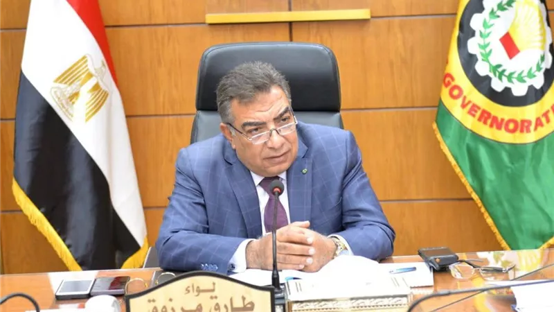 بسبب تكرار الحوادث عليه.. تركيب رادارات ولوحات إرشادية بدائري المنصورة