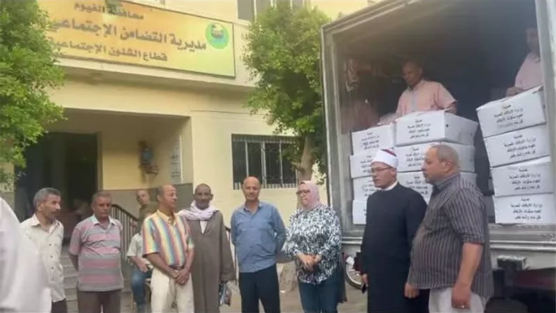 أوقاف الفيوم تسلّم أُولى دفعات لحوم صكوك الأضاحي إلى مديرية التضامن الاجتماعي
