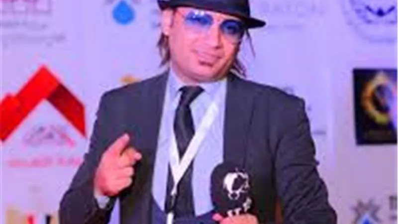 القبض على المذيع الفرفوش لنشره فيديوهات مخلة  وتسهيل أعمال منافية للآداب