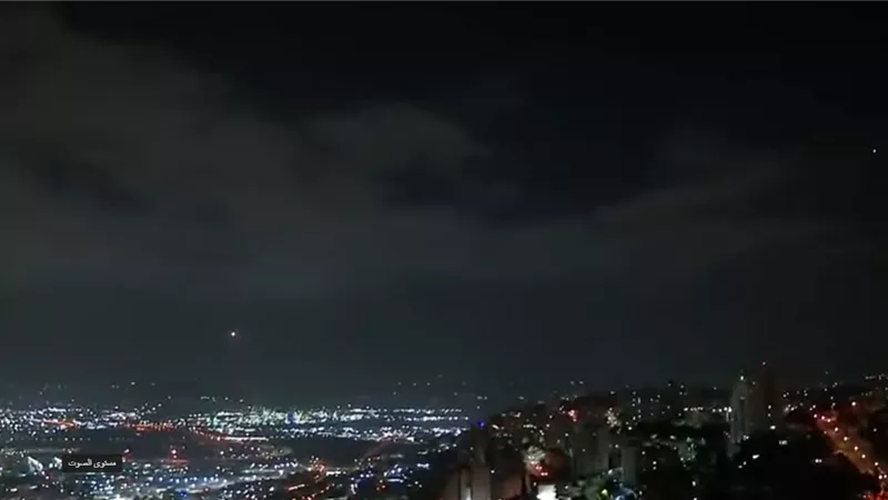 «نيوز رووم» ينقل بثًا مباشرًا للتصعيد العسكري الأعنف بين طهران وتل أبيب 