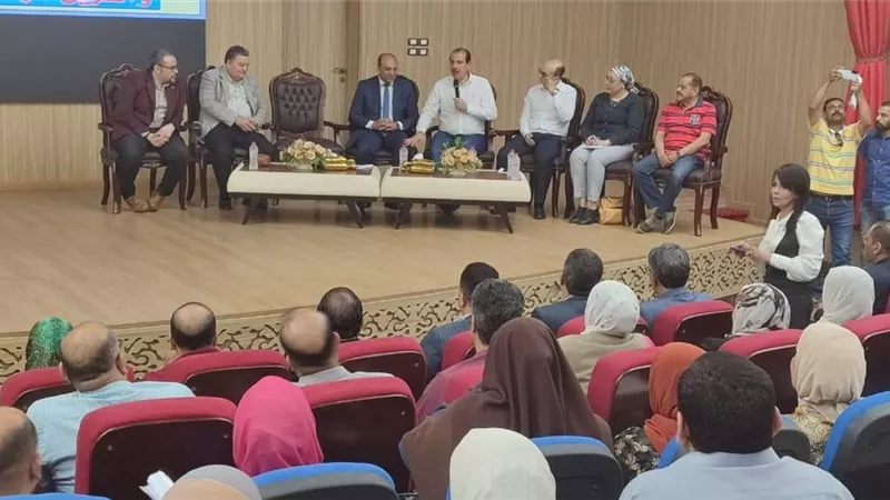 نائب وزير الصحة يتفقد منشآت الدقهلية ويوجه بمكافآت ومجازاة لتحسين جودة الخدمات