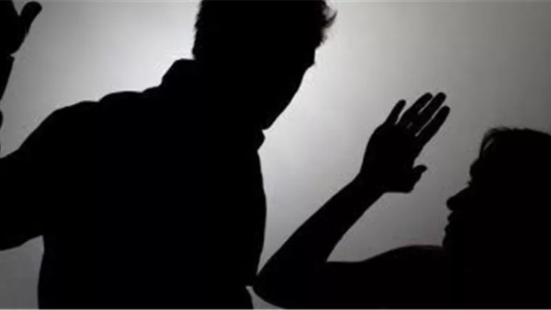 «وثقت كل حاجة في الفيديو».. فتاة تستغيث من الاعتداء المتكرر عليها من قبل شاب 