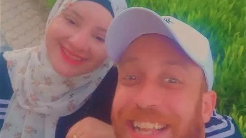 استخراج جثة سيدة وطفلها من أسفل عقار حدائق القبة المنهار 