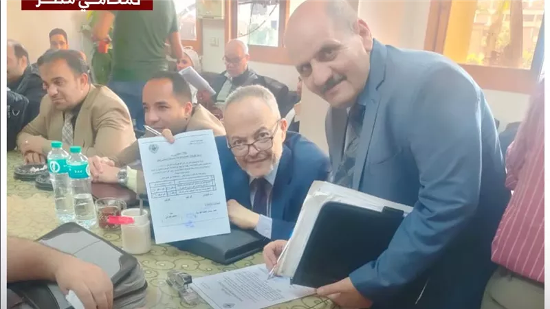 استطلاع رأي الجمعية العمومية لمحامي مصر بشأن وقف عقد العمومية الطارئة