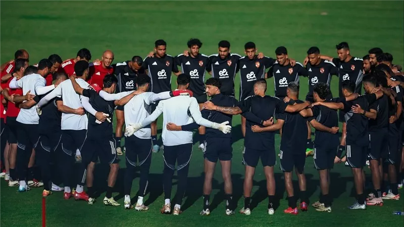 العائدون إلى الأهلي.. من كتب المجد الأحمر ومن ضلّ الطريق؟
