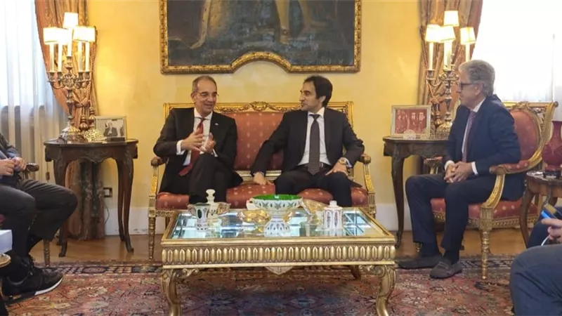 مباحثات مصرية مع كبرى شركات التكنولوجيا العالمية لتوسيع القدرة الرقمية لمصر 