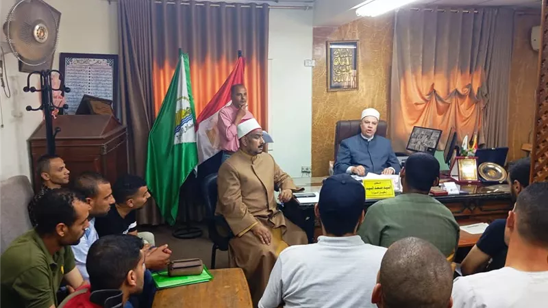 مدير أوقاف الجيزة يلتقي بالأئمة والعمال التعاقد الجدد