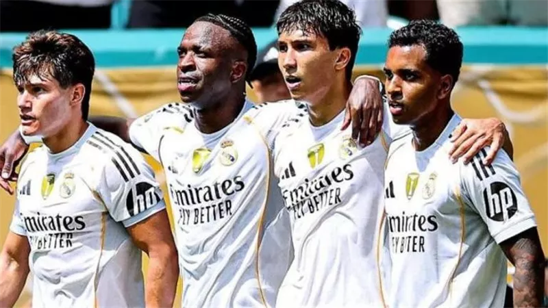 التشكيل الرسمي لمواجهة ريال مدريد وسالزبورج في كأس العالم للأندية 
