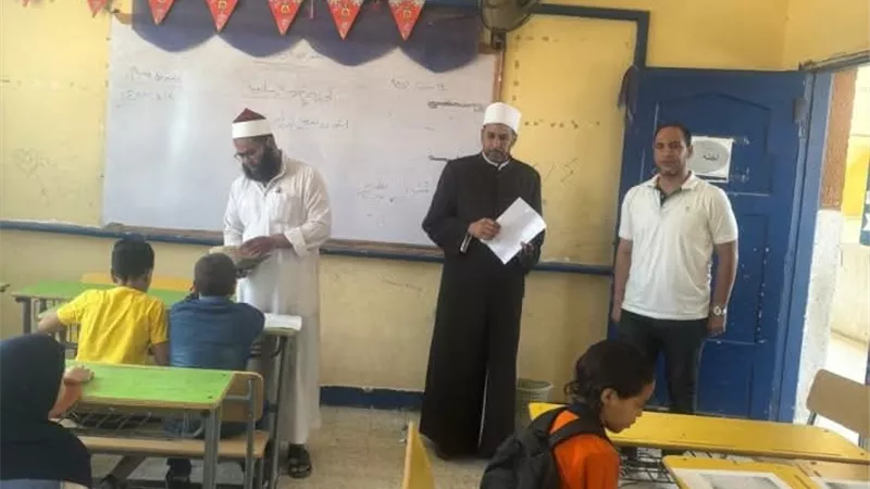 استمرار فعاليات مشروع وحدة البناء المعرفي والدعم النفسي بمعاهد السويس الأزهرية