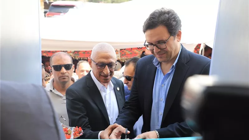 وزير الثقافة ومحافظ شمال سيناء يفتتحان بيت ثقافة قاطية ببئر العبد بعد تطويره 