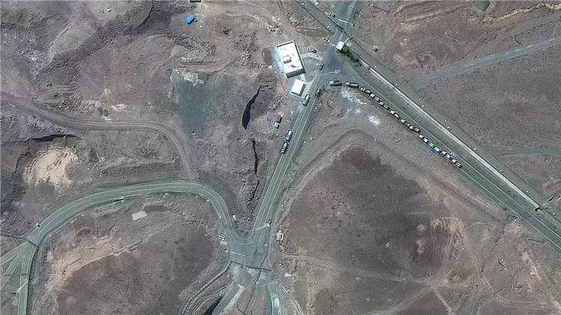  قيادات حزبية وبرلمانية تحذر من اتساع رقعة الحرب بين إيران وإسرائيل