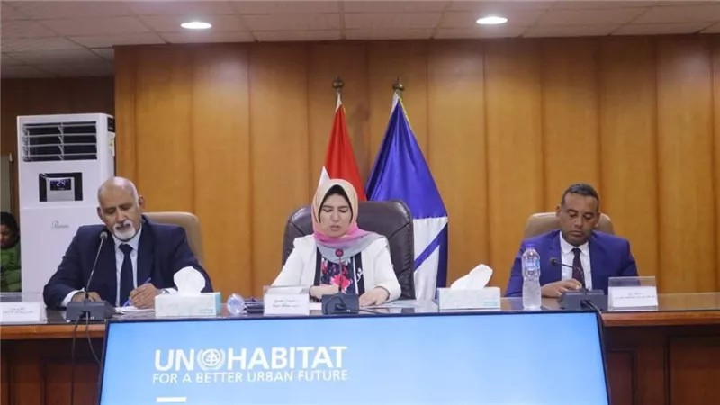 نائب محافظ دمياط تستعرض نتائج تطبيق الأداة الذكية لإدارة المخلفات الصلبة