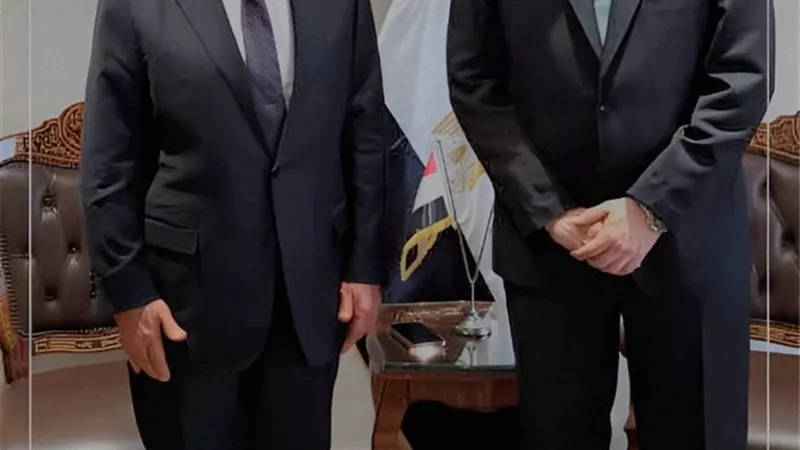 نقيب البيطريين يبحث مع رئيس 