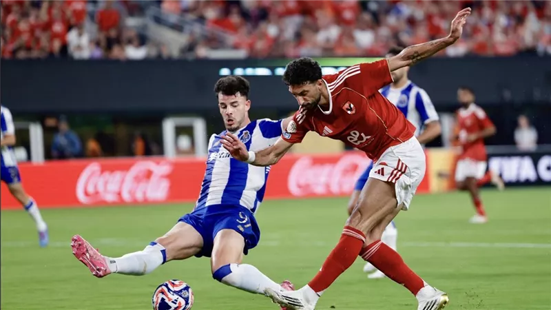 لاعب بورتو: الأهلي كان أفضل منا.. ودرجة الحرارة ليس عذرًا