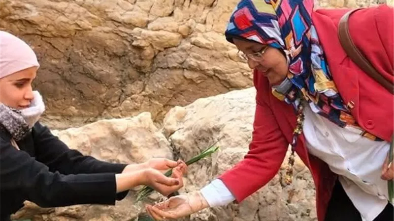 بئر العين .. كنز سياحي مهمل في قلب جبال سوهاج- صور