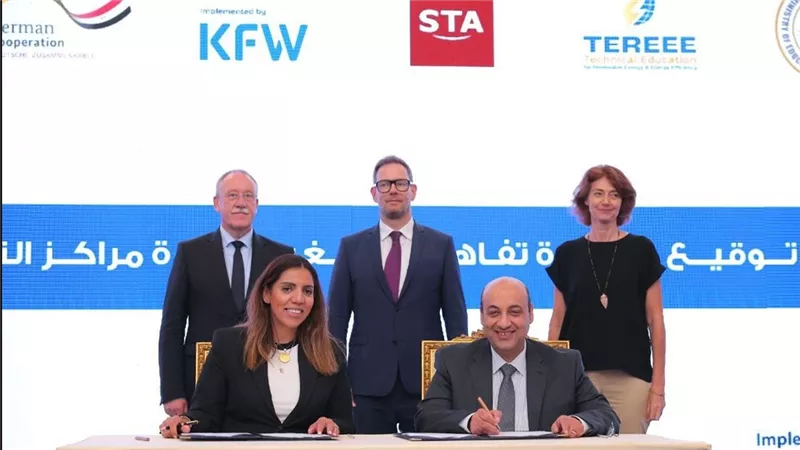  لإدارة مراكز التميز..  وزارة التعليم توقع مذكرة تفاهم مع مؤسسة السويدي