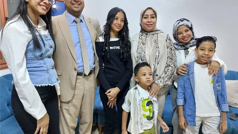 دروس ومذاكرة ودعم أمي.. 