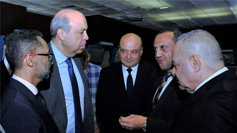 مدير إيكاو الإقليمية تشيد بكفاءة المراقب الجوي المصري 