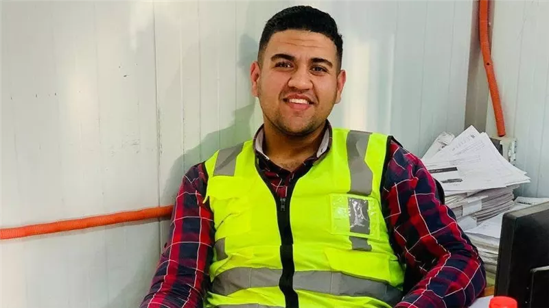 بطولة جديدة.. بلال بن المنيل ينقذ الجيارة من كارثة احتراق سيارة الجاز| فيديو