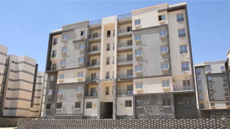 وزير الاسكان يعلن مواعيد تسليم وحدات مشروع سكن مصر بالقاهرة الجديدة