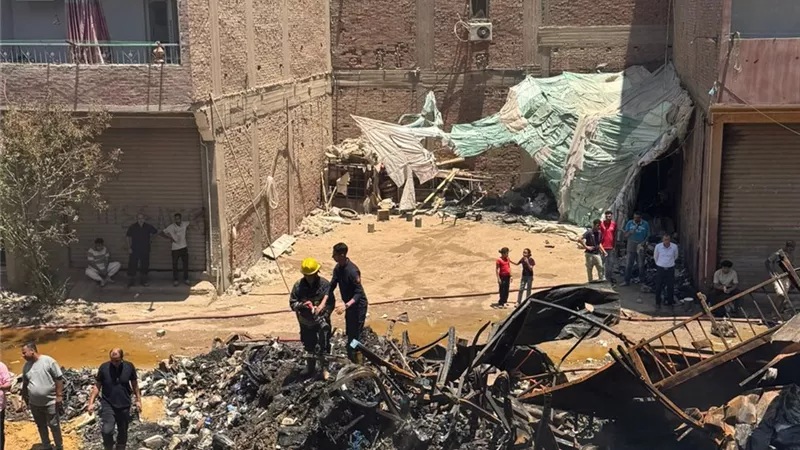 أهالي البراجيل يستغيثون بعد اندلاع حريق هائل.. بيوتنا اتخربت