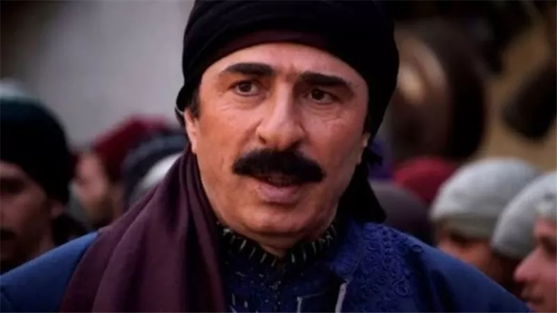 نقابة الفنانين السوريين تكشف حقيقة وفاة الفنان رشيد عساف