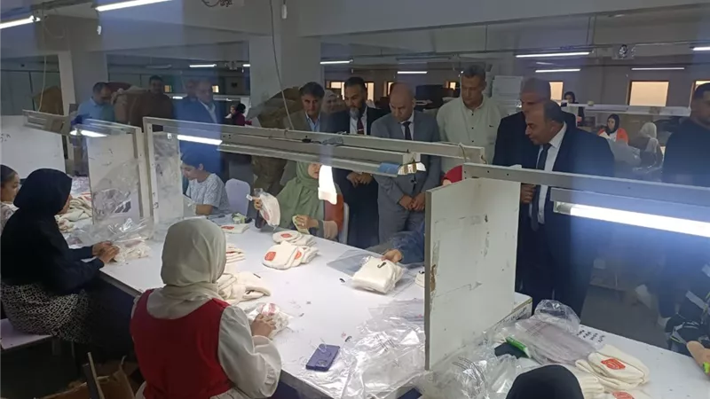 العمل تتفقد مواقع لتنمية مهارات طلاب التعليم الفني بالإسماعيلية