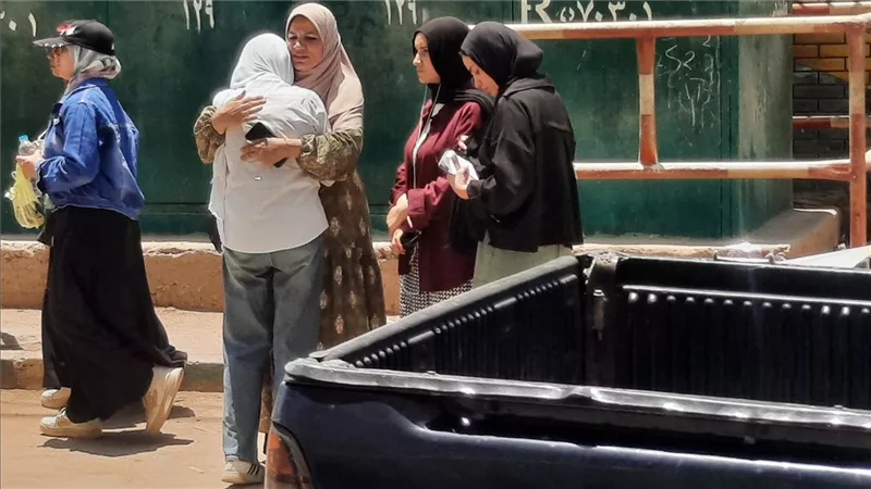 طلاب الثانوية العامة بدمياط: امتحان الإنجليزي صعب ومفاجئ