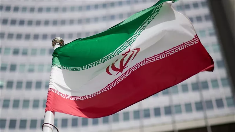  برنت سادلر: الولايات المتحدة قلقة من استخدام إيران اليورانيوم | فيديو