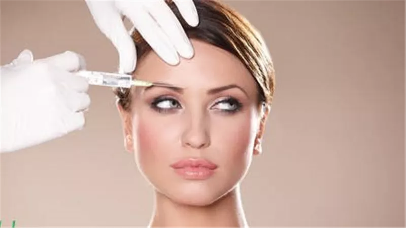 احذر قبل عملية التجميل:إشارات حمراء لاختيار جرّاح التجميل المناسب..منها السعر 