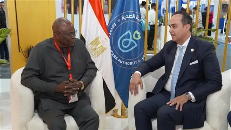  رئيس الرعاية الصحية يبحث مع وزيرة الصحة الناميبية سبل التعاون  