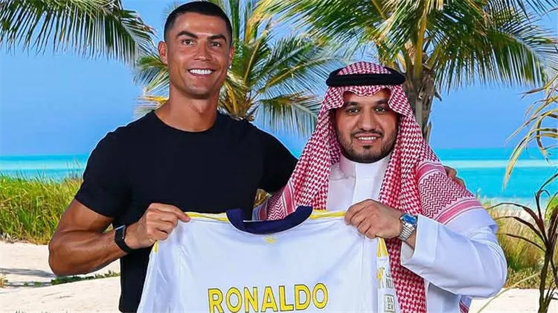 كريستيانو رونالدو بعد تجديد عقده: أؤمن بالنصر وجماهيرنا