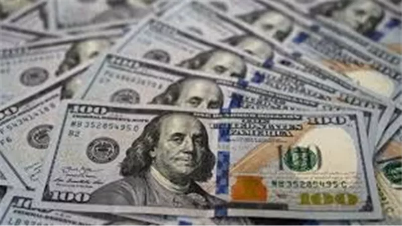لأول مرة في العام الحالي.. سعر الدولار يتراجع لأقل من 49 جنيها مقابل الجنيه 