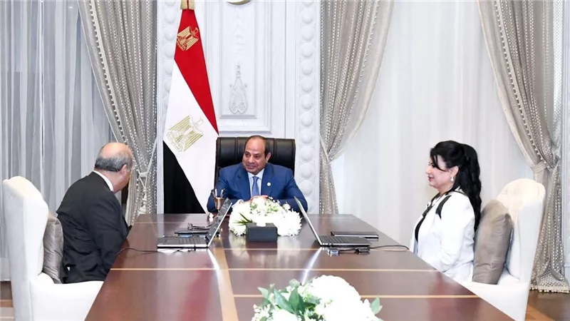 الرئيس السيسي يوجه باستمرار تطوير المطارات المصرية من خلال الشراكات الدولية