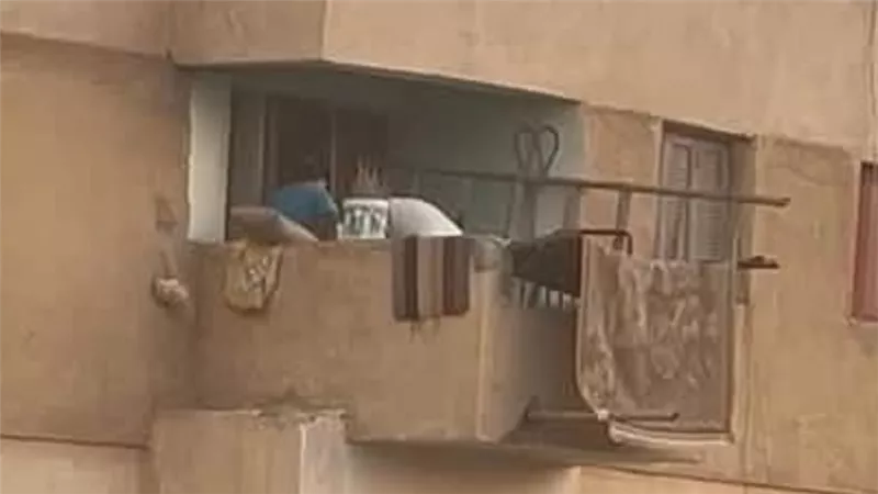 مصادر لنيوز رووم: المتهم بالتعدي على طفلين ببلكونة بالشرقية هرب قبل القبض عليه