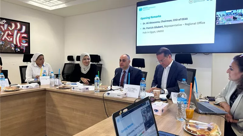 البيئة تترأس الاجتماع الأول للجنة تسيير أعمال مشروع 