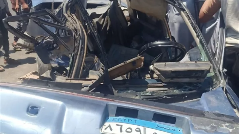 إصابة 8 أشخاص جراء حادث حادث تصادم توناية بسيارة ملاكي بطريق أبو المطامير