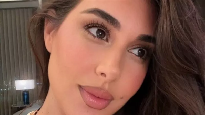 تخطت شنطتها 6 مليون جنيه.. سعر إطلالة ياسمين صبري في دبي