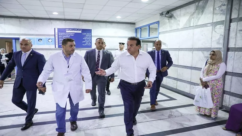 إنجازات غير مسبوقة.. محمد المنيسي: مصر تخطو بثبات نحو مستقبل طبي آمن