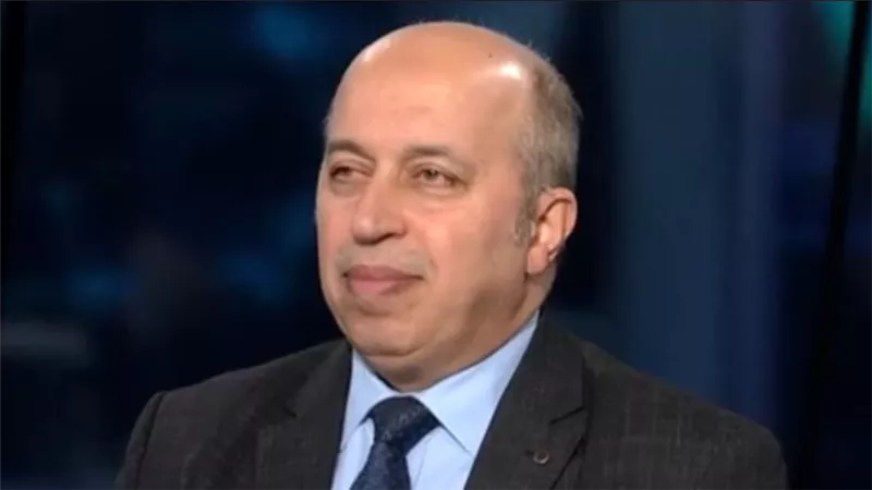 الوثائق مجانًا بعد سنوات الجحيم.. خبير استراتيجي يشيد بتحرك الخارجية السورية 