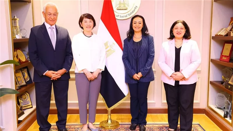 وزيرة التضامن تلتقي نائب رئيس  الوكالة اليابانية للتعاون الدولي