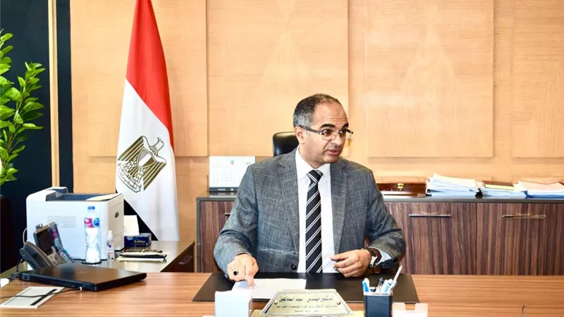 نائب وزير الإسكان يُتابع موقف مشروعات مياه الشرب والصرف الصحى بمحافظة المنيا