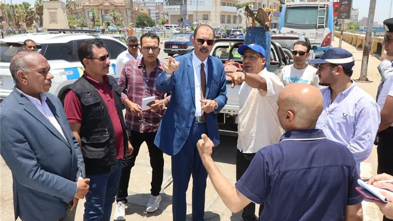 محافظ سوهاج يتفقد أعمال مشروع إنشاء كوبري الكورنيش الغربي |صور 